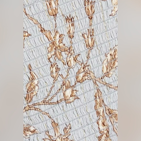 $150 Tigerlily Amir’s Kerri Tie Top Blue and Gold Floral NWT - Picture 5 of 8